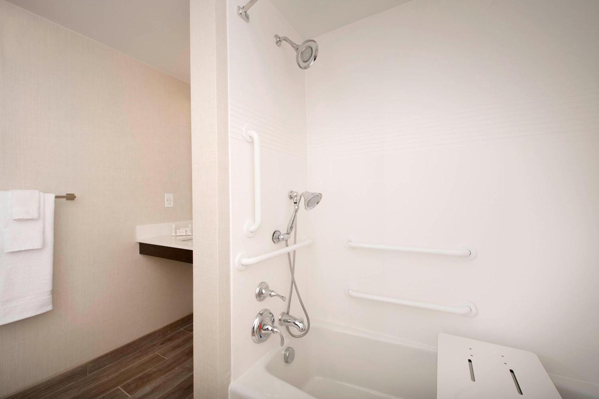 Towneplace Suites By Marriott Alexandria Fort Belvoir Mount Vernon Dış mekan fotoğraf