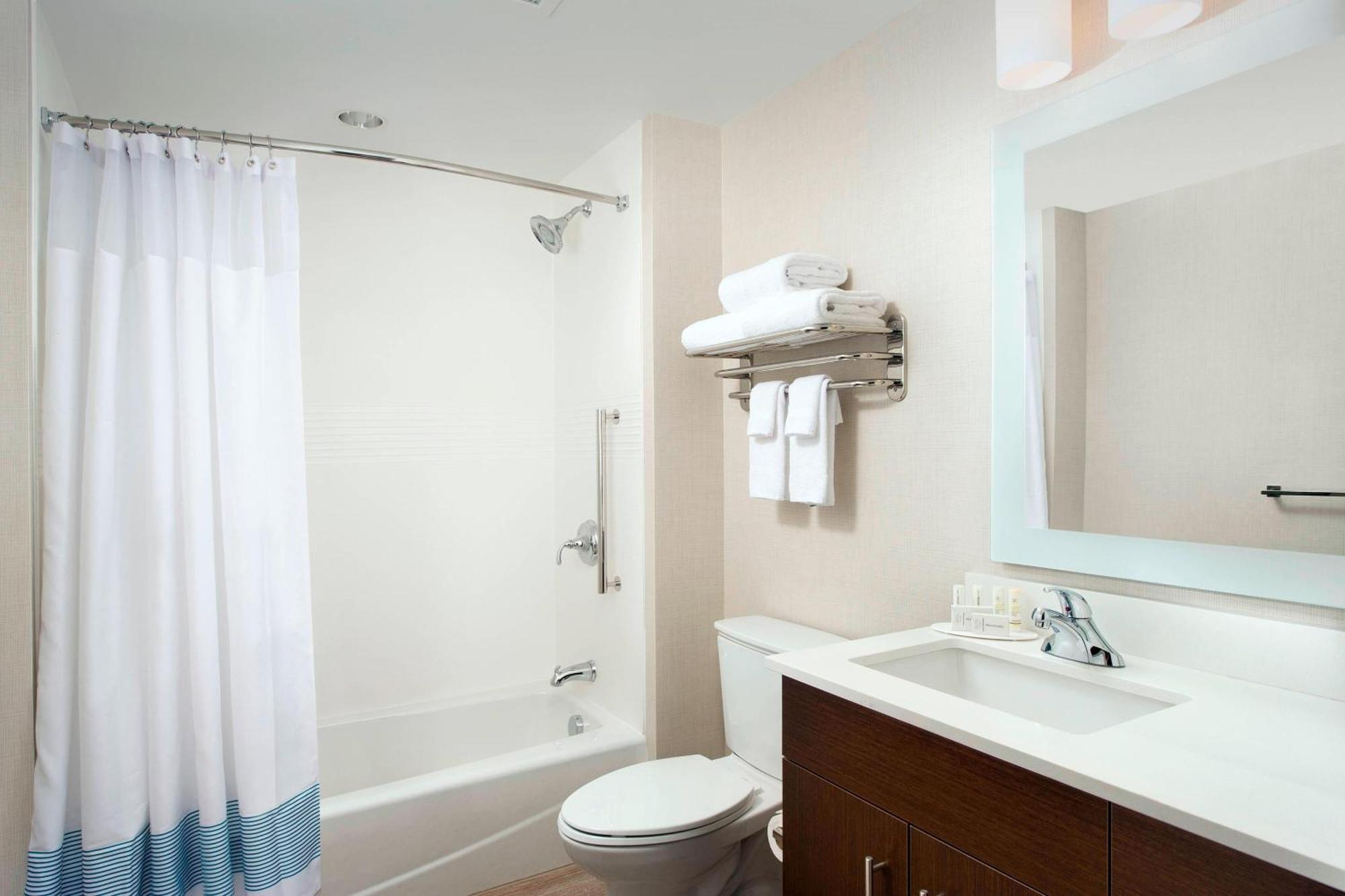 Towneplace Suites By Marriott Alexandria Fort Belvoir Mount Vernon Dış mekan fotoğraf
