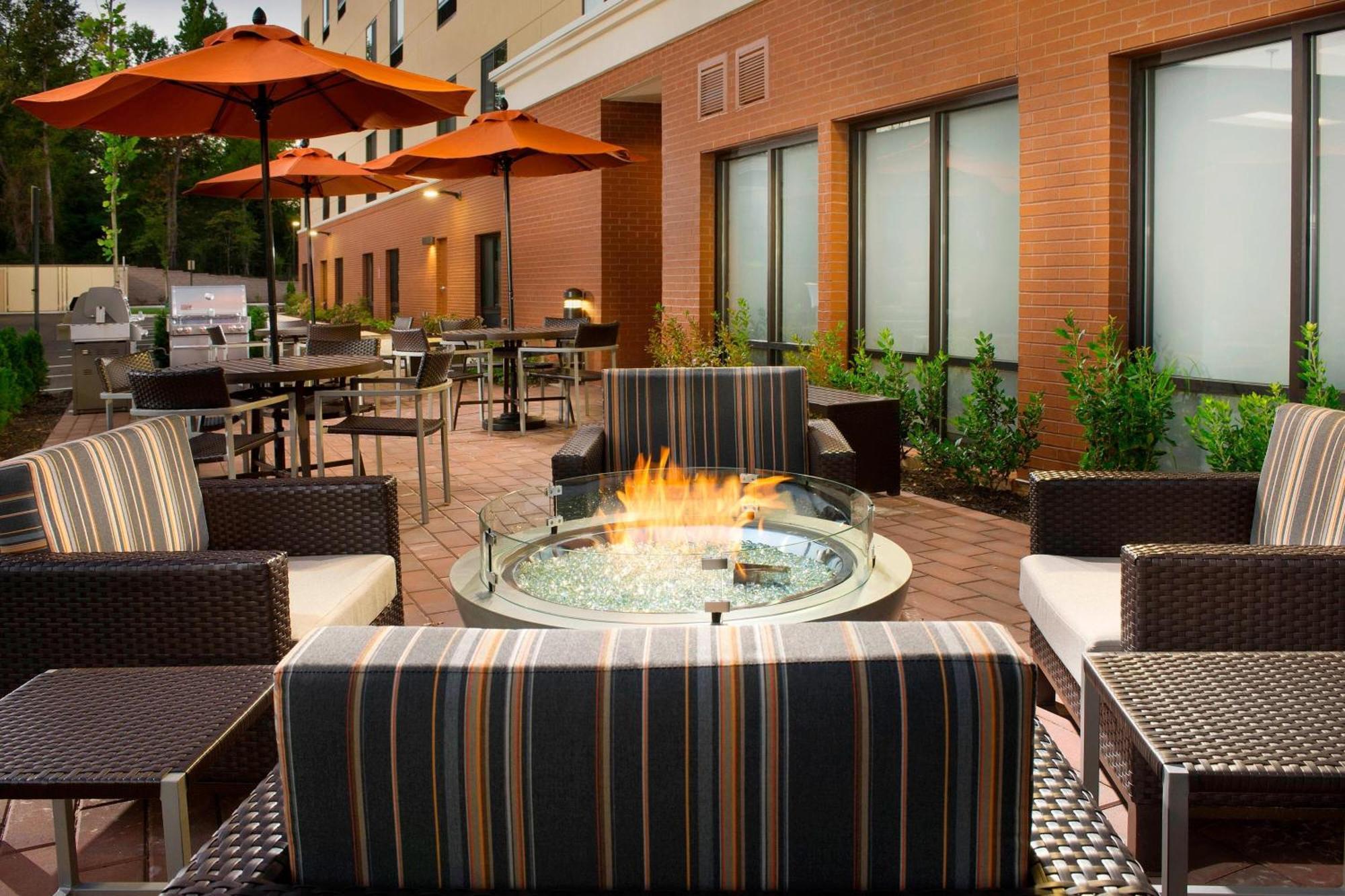 Towneplace Suites By Marriott Alexandria Fort Belvoir Mount Vernon Dış mekan fotoğraf